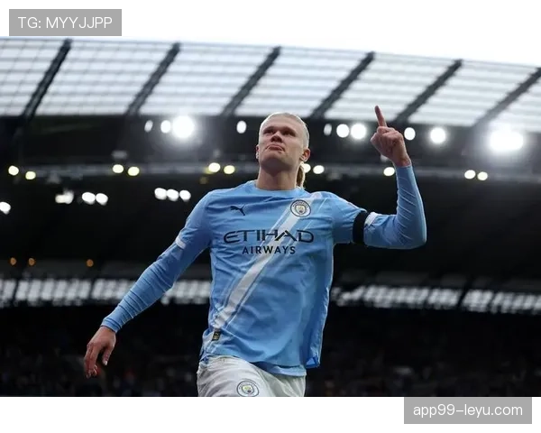 哈兰德破门助阿森纳取胜，状态回暖单场斩获五球